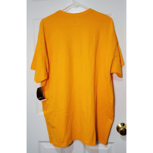 NWT-Majestic Los Angeles Lakers Men’s T-Shirt – Gold – Size XL - Picture 3 of 12